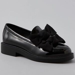American Eagle Outfitters Black Patent Loafers with Bow Accent